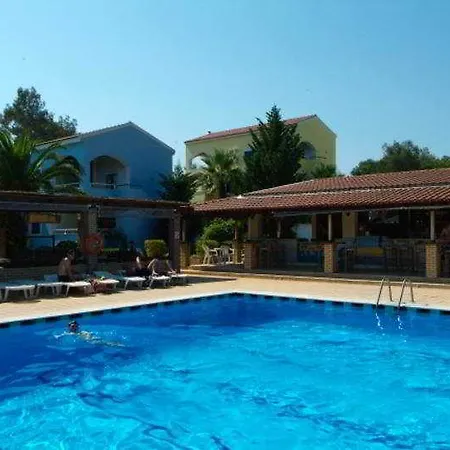 מלון דירות Govino Bay