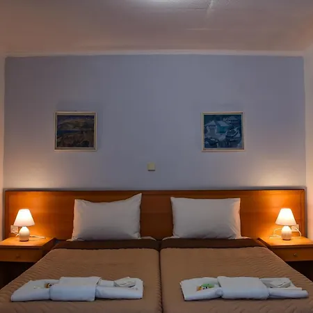 Govino Bay Aparthotel 4*