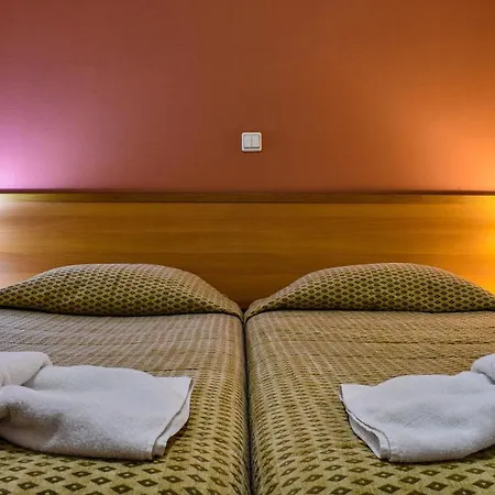 Apartahotel Govino Bay 4*