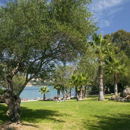 Апарт-отель Govino Bay Гоувия