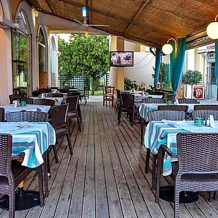 Govino Bay