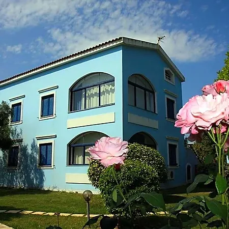 Govino Bay 4*