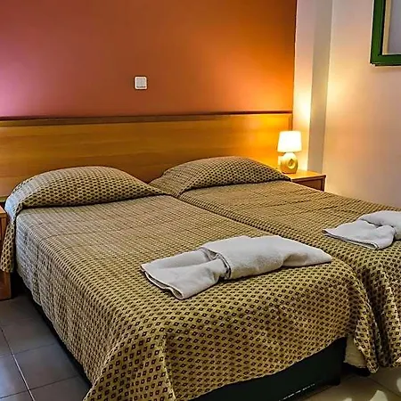 Govino Bay 4* Gouvia