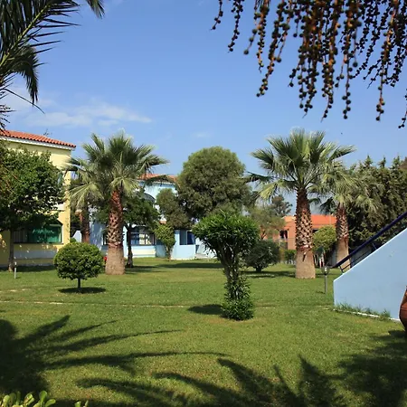 Govino Bay 4*