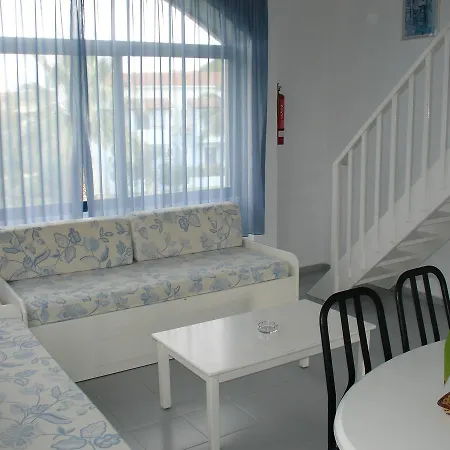 Govino Bay Апарт-отель 4*