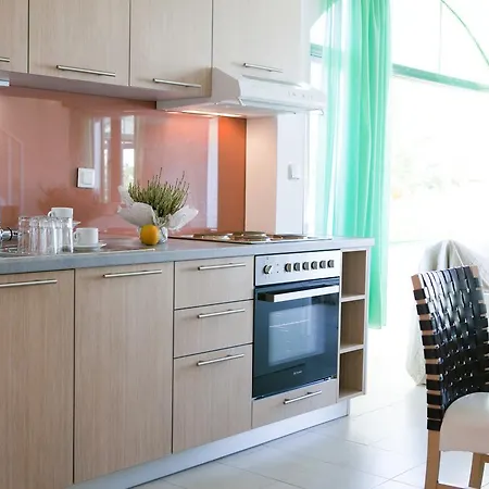 Govino Bay Гоувия