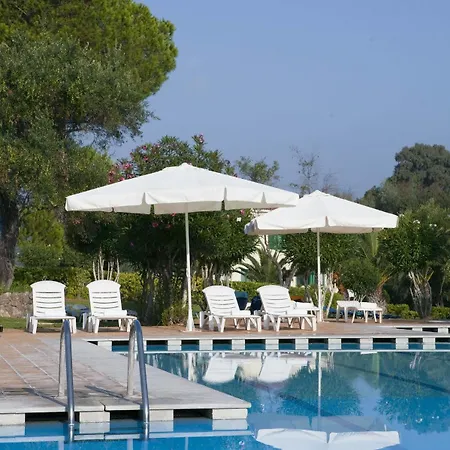 Govino Bay 4*