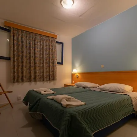 Govino Bay Гоувия