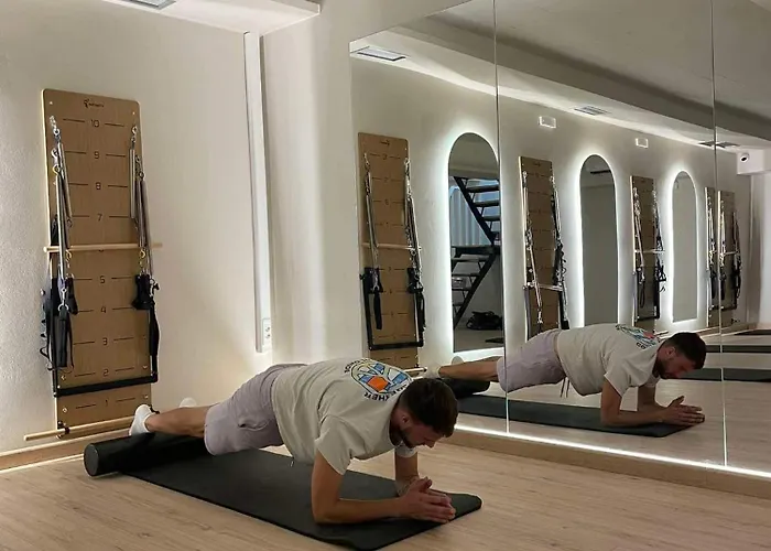 Govino Bay Aparthotel 4*