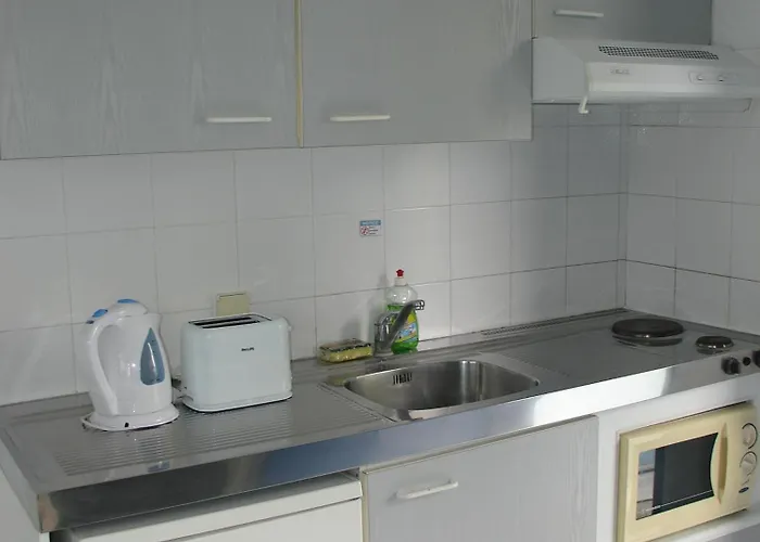 Govino Bay Aparthotel 4*