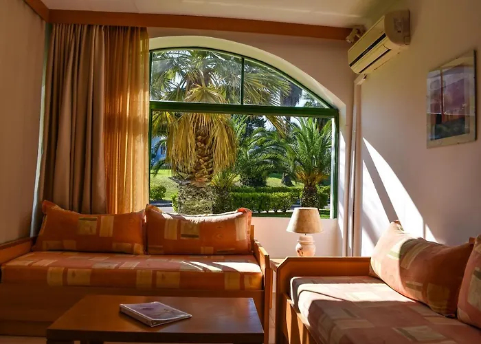 Govino Bay Aparthotel Gouvia