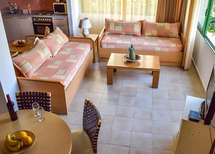 Hotel apartamentowy Govino Bay