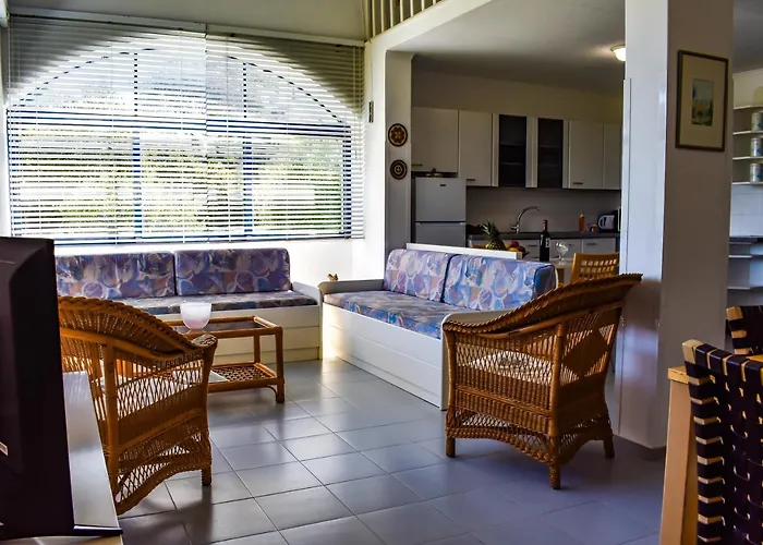 Govino Bay Gouvia