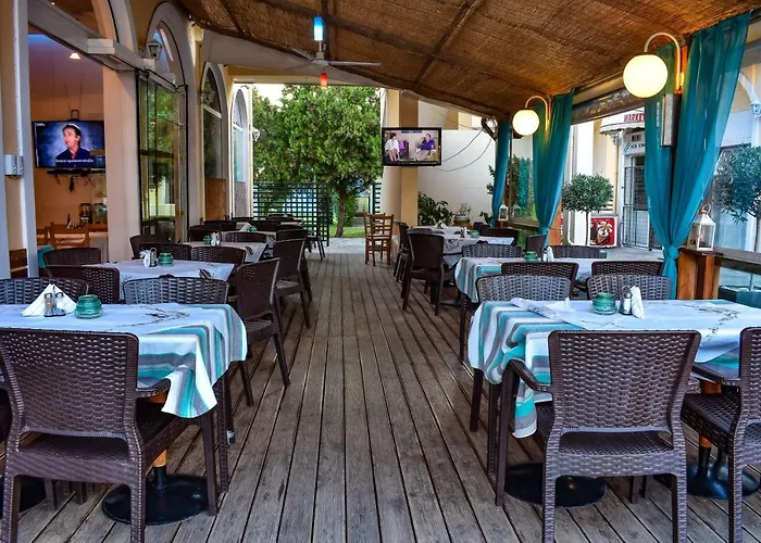 Govino Bay Aparthotel