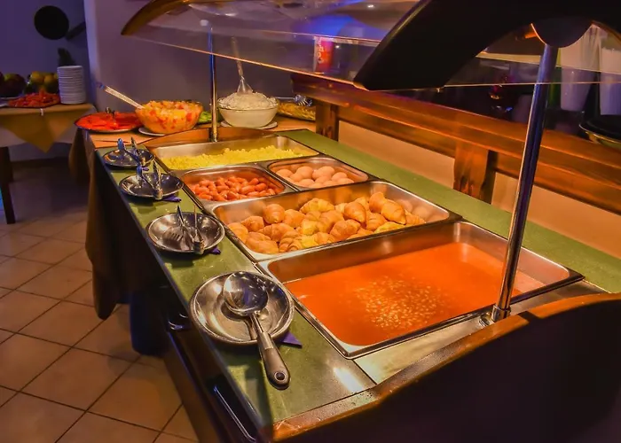 Aparthotel Govino Bay 4*